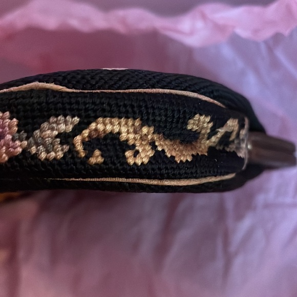 Vintage Rare Floral Needlepoint Tapestry Bag.Made In Australia 🔺FIRM🔺 - Picture 3 of 16